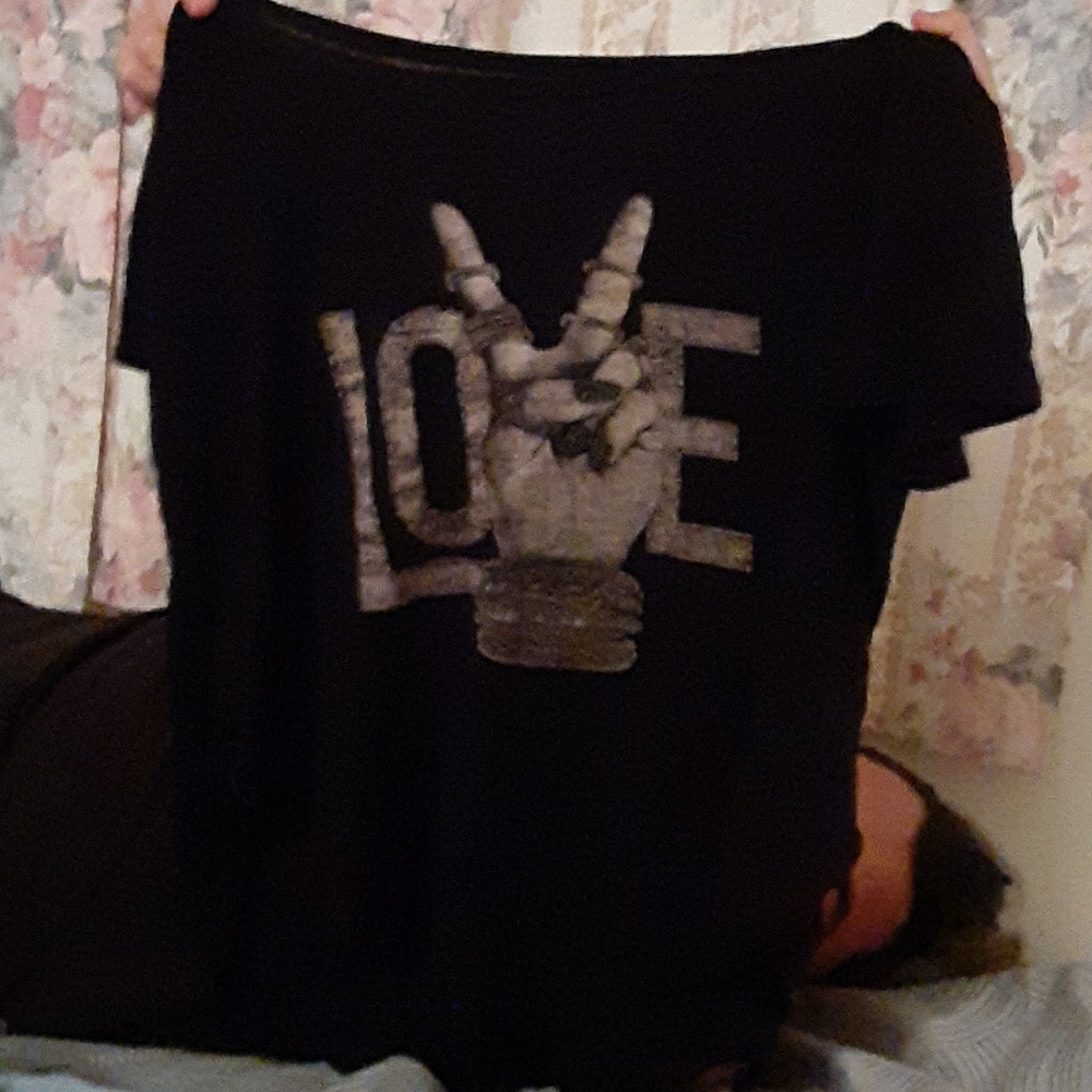 Love shirt